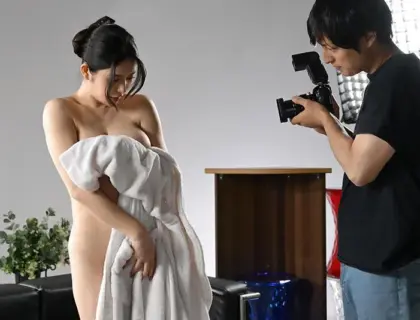 Cho vợ chụp ảnh khỏa thân vào kỷ niệm ngày cưới và cái kết